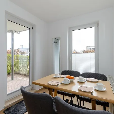 Korb-Butze 8110 Yachthafenresidenz Apartment Kuehlungsborn Exterior photo